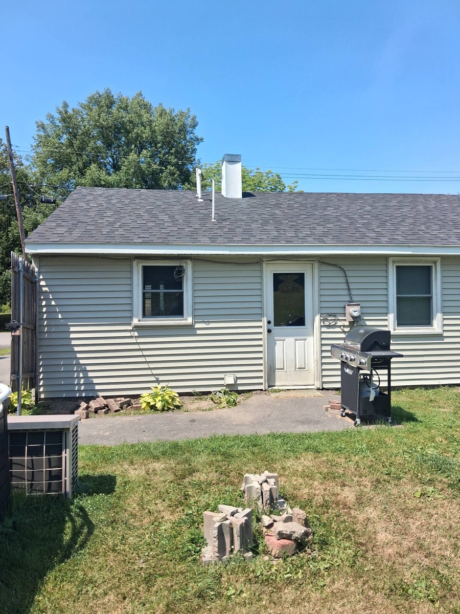 185 Falvey Street , Bangor, ME, US