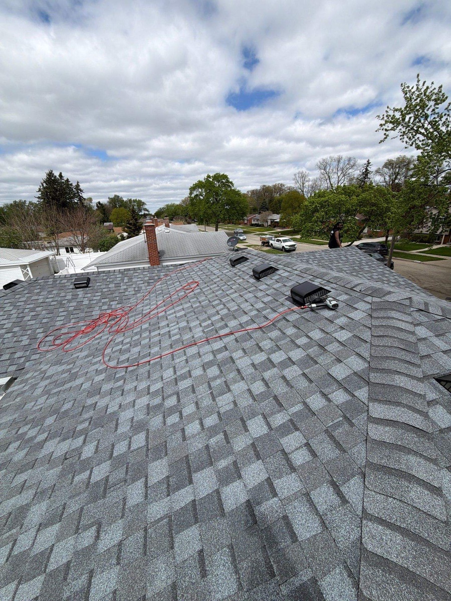 26045 Wexford Drive , Warren, MI, US