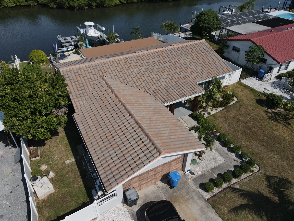 1001 Silver Palm Way , Apollo Beach, FL, US