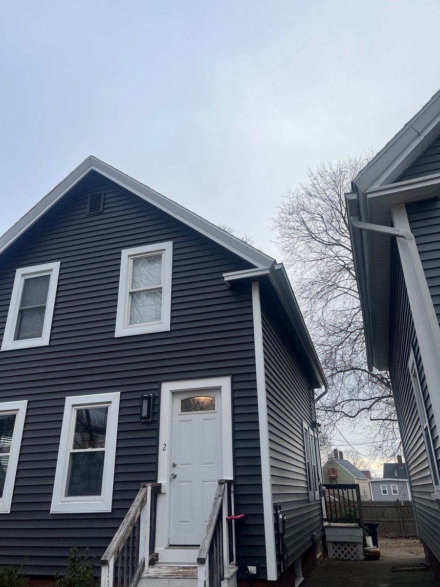 2 Scenic Drive , Dover, NH, US
