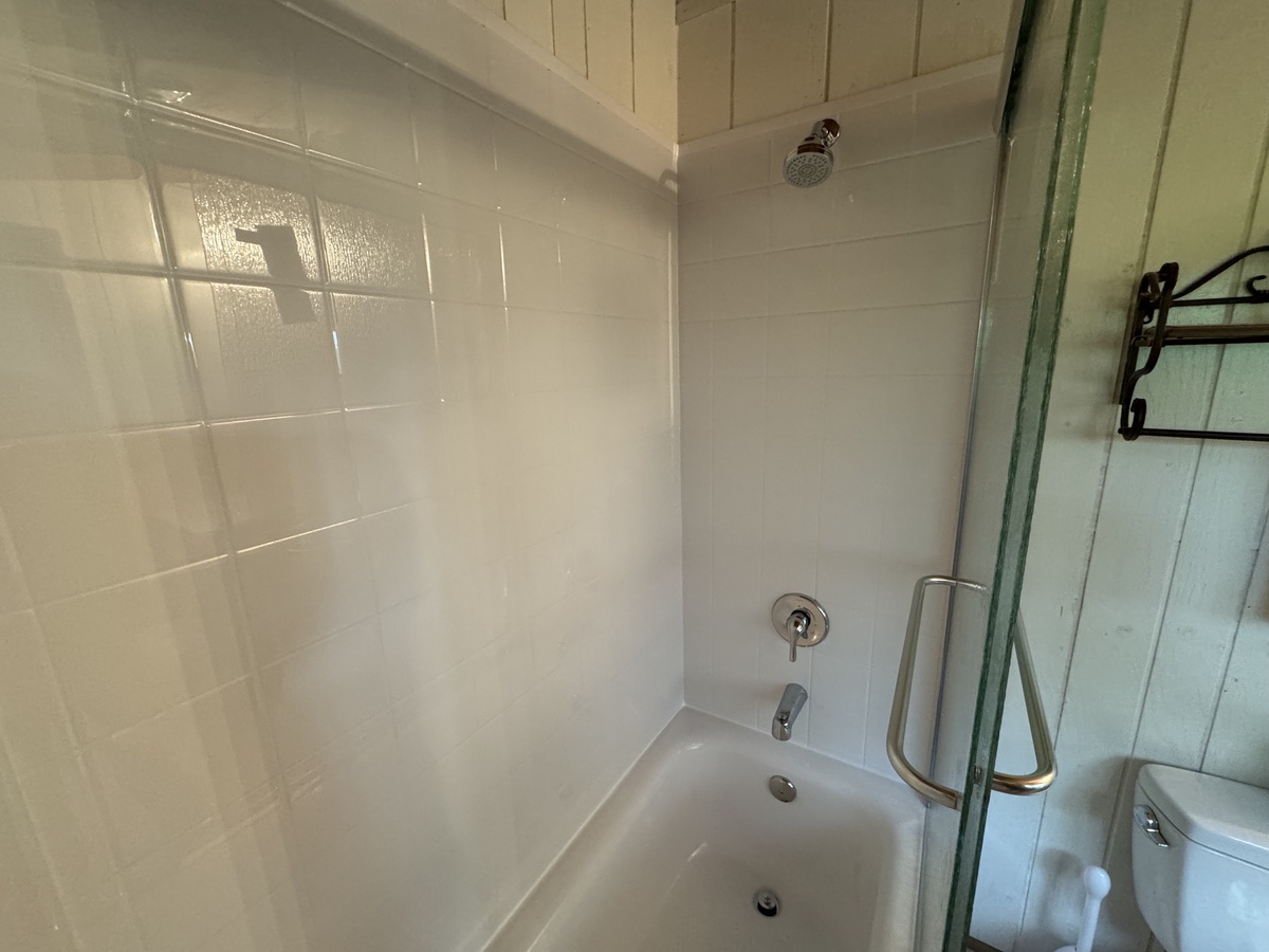 Innsbrook, MO, 63390, US