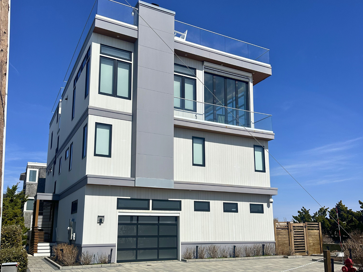 117 East 85th Street , Long Beach, NJ, US