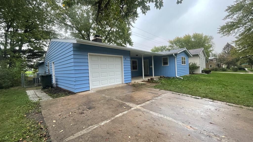 509 Crest Drive , Cary, IL, US