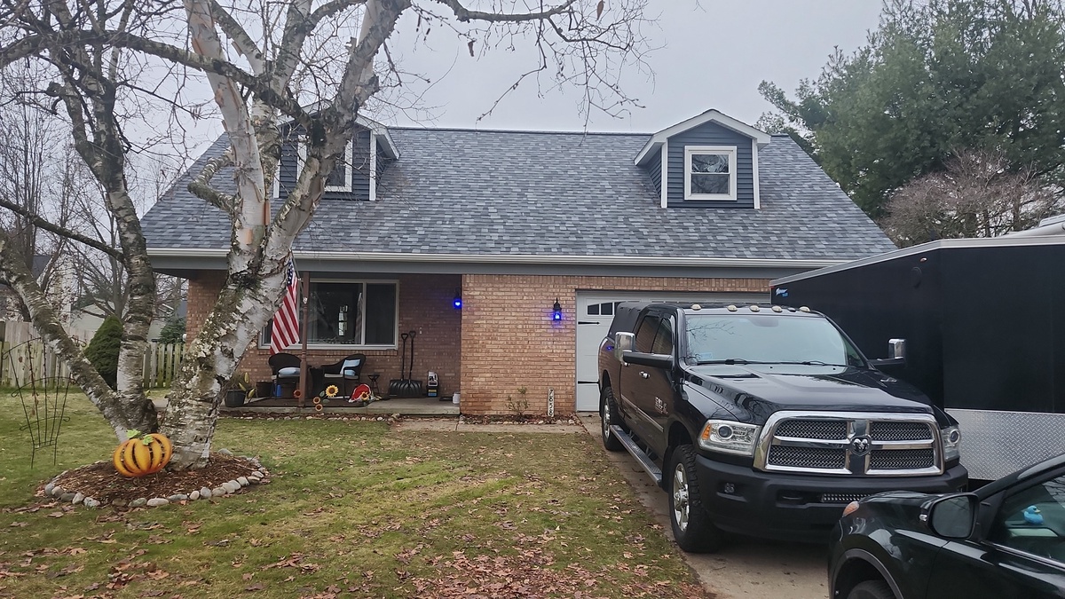 7858 Pickering Street , Portage, MI, US