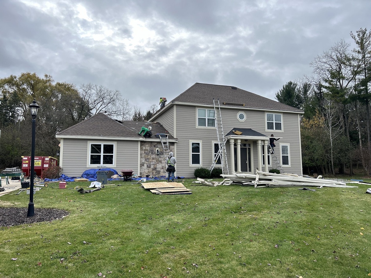 N25W27243 Orchard Lane , Pewaukee, WI, US