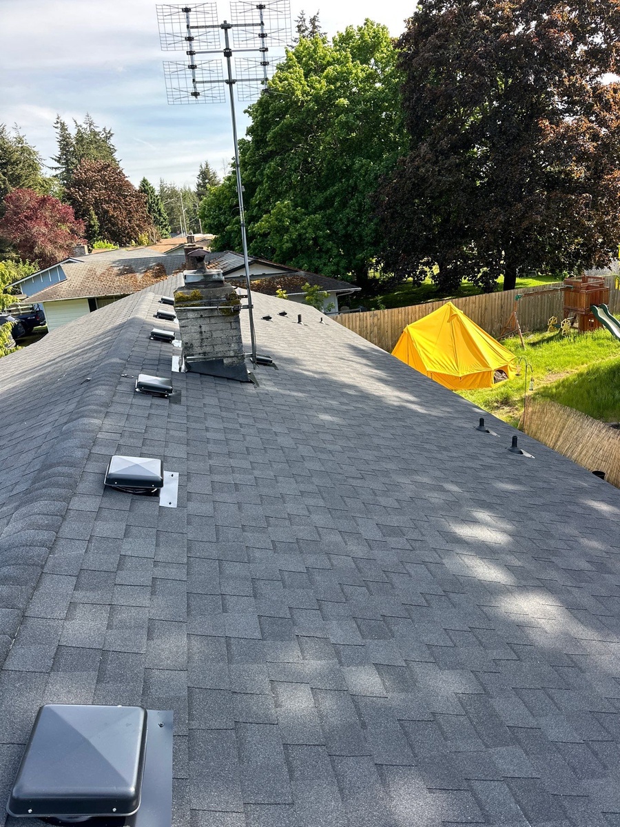 22202 42nd Avenue East , Spanaway, WA, US