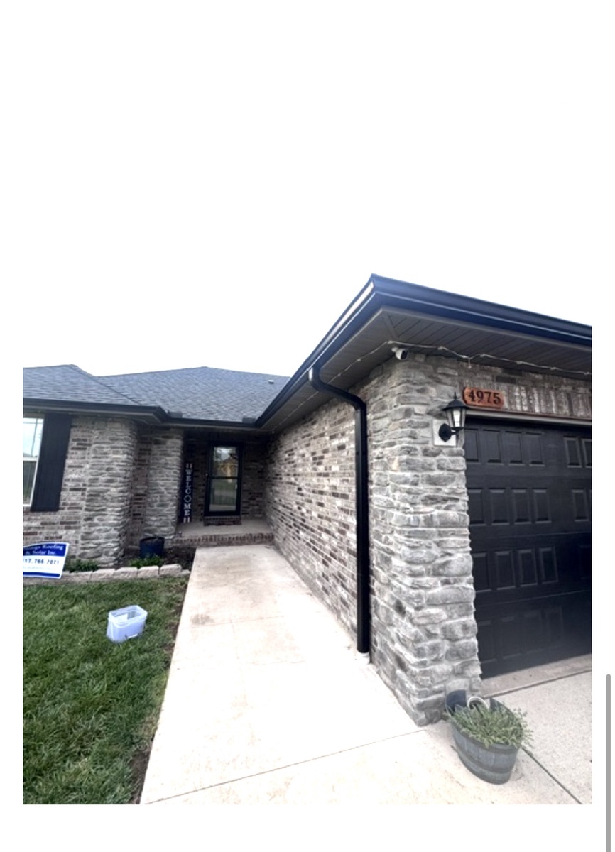 4975 West Skyler Drive , Springfield, MO, US