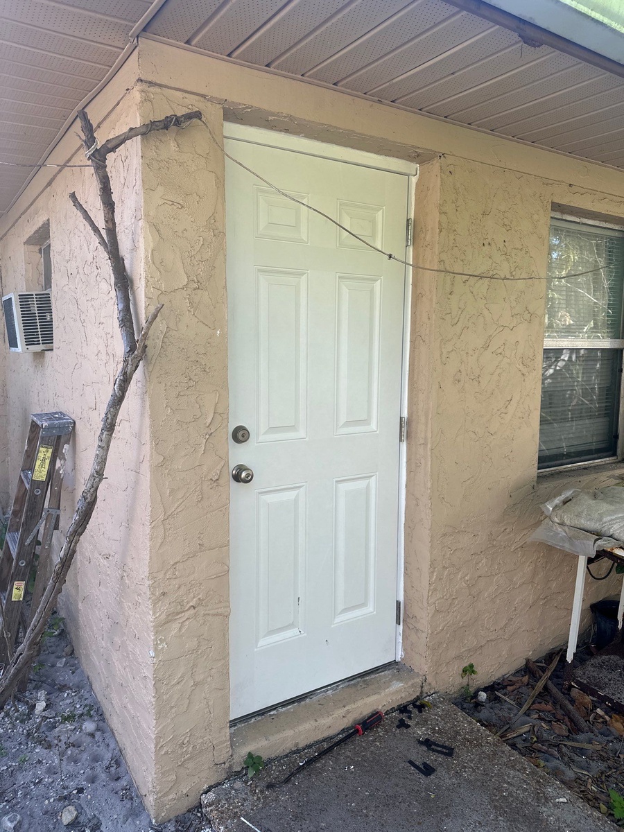 3441 Balboa Circle East , Naples, FL, US