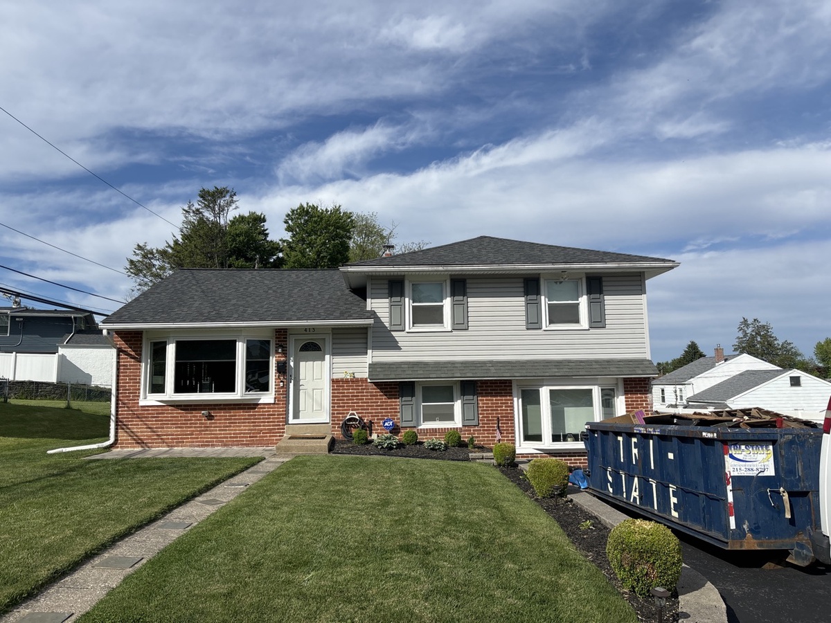 413 Parkstone Way , Broomall, PA, US