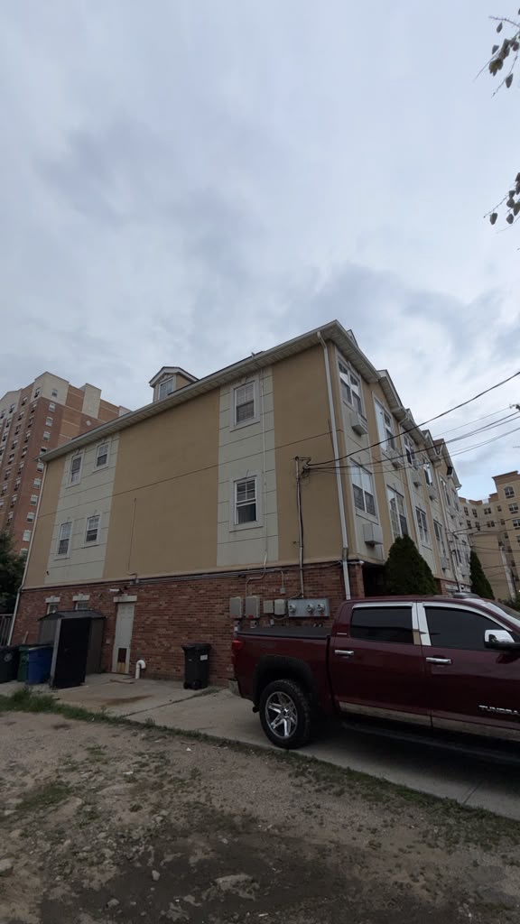 126-14 172nd Street , Queens, NY, US