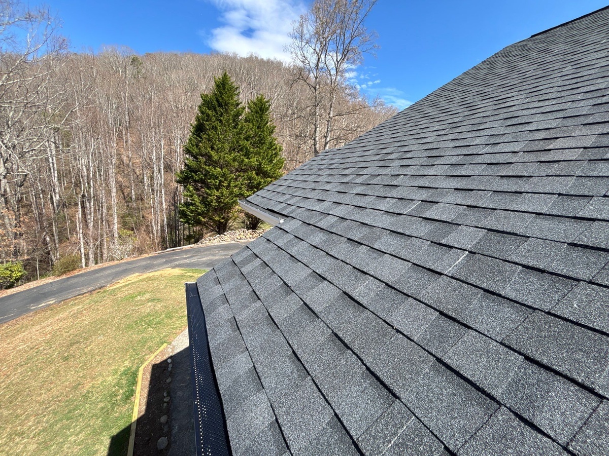 200 Old Fort Road , Fairview, NC, US