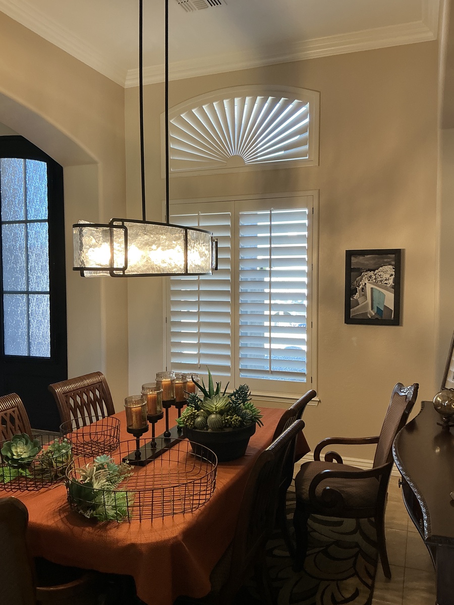119 East Desert Wind Drive , Phoenix, AZ, US