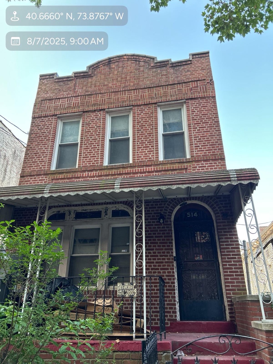 514 Berriman Street , Brooklyn, NY, US
