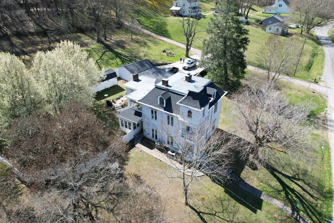 115 Morgan Street , Oliver Springs, TN, US