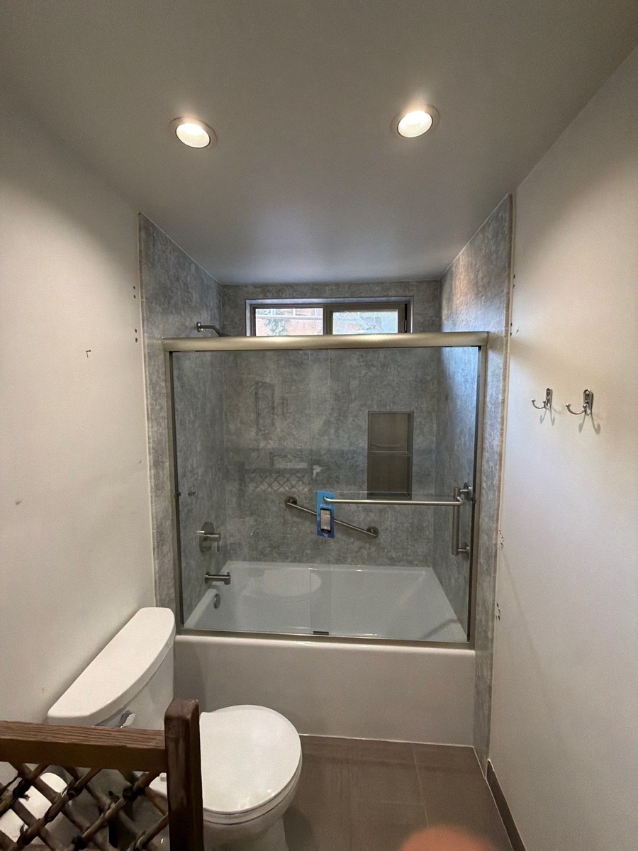San Diego, CA, 92117, US