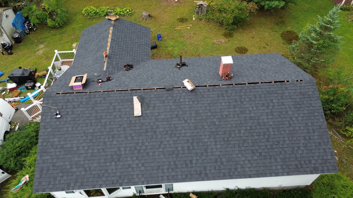 179 Ridgefield Drive , Milford, NH, US