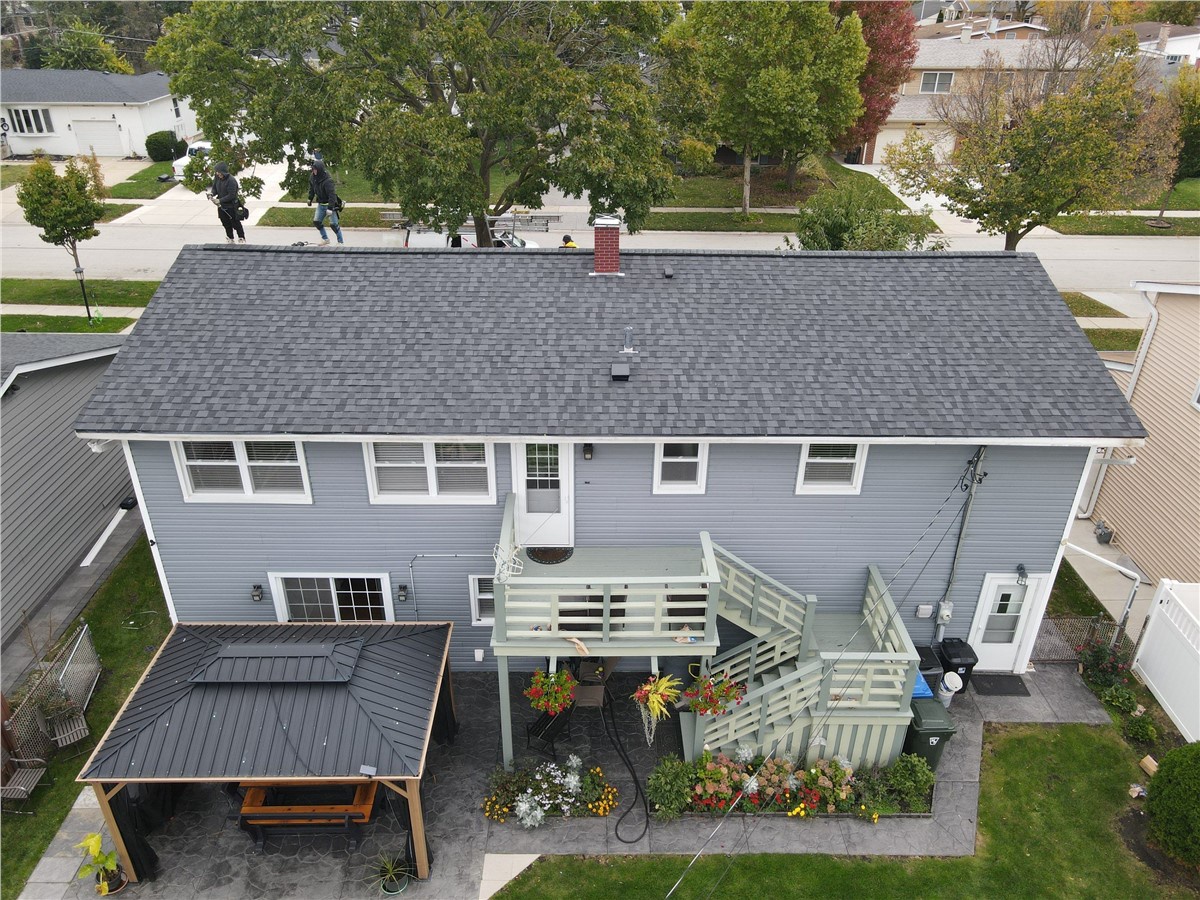 1412 South Hickory Drive , Mount Prospect, IL, US