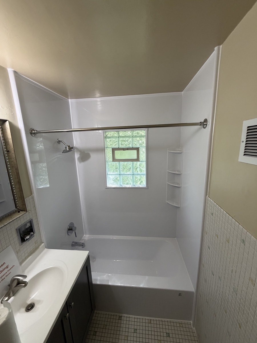 New Berlin, WI, 53151, US