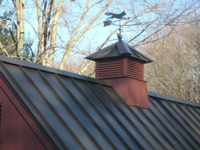 9 Uplands Drive , Canton, CT, US