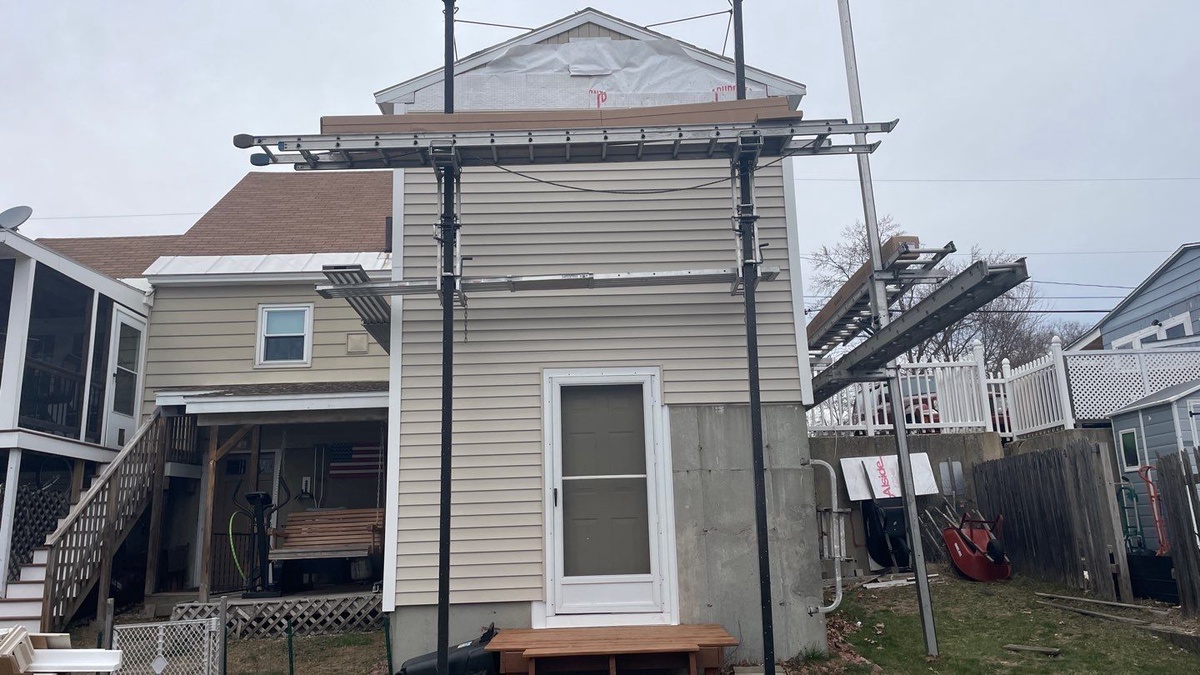 301 Seames Drive , Manchester, NH, US
