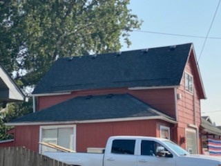 724 South 3rd Street , Cottage Grove, OR, US