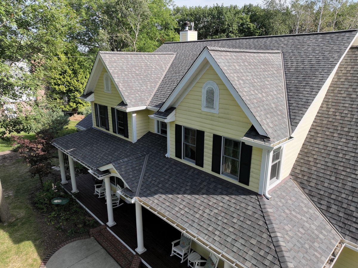 N67W31151 Club Circle West , Hartland, WI, US