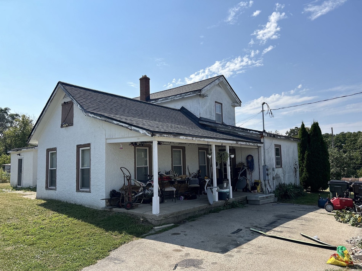 N8698 County Road ES , East Troy, WI, US