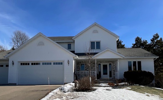 S8255 Golf View Drive , Eau Claire, WI, US