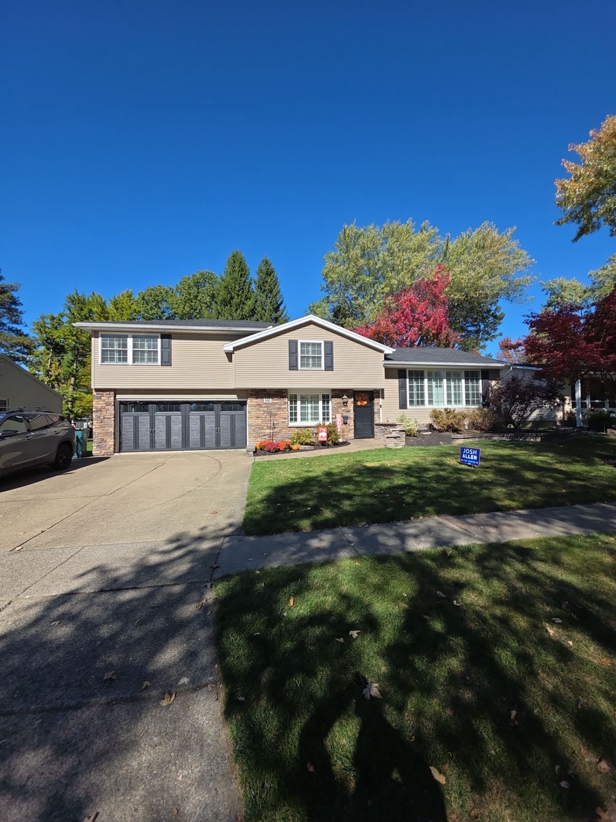 644 Meadowbrook Drive , North Tonawanda, NY, US