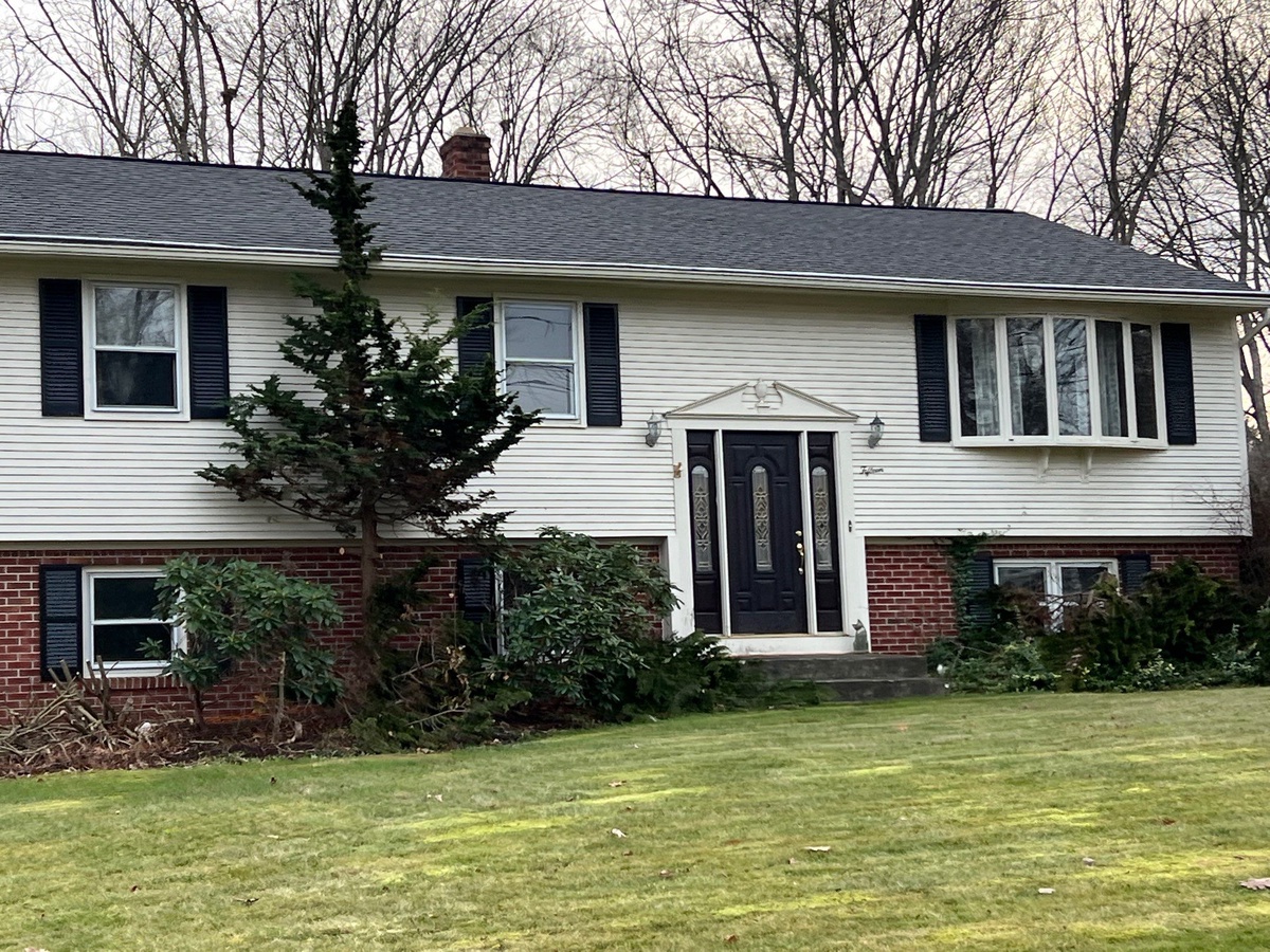 572 Putnam Pike , Smithfield, Rhode Island, US