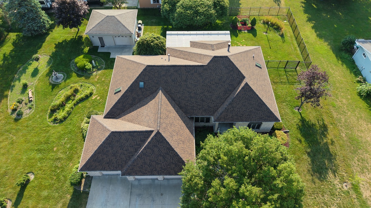984 Cecelia Court , Essexville, MI, US