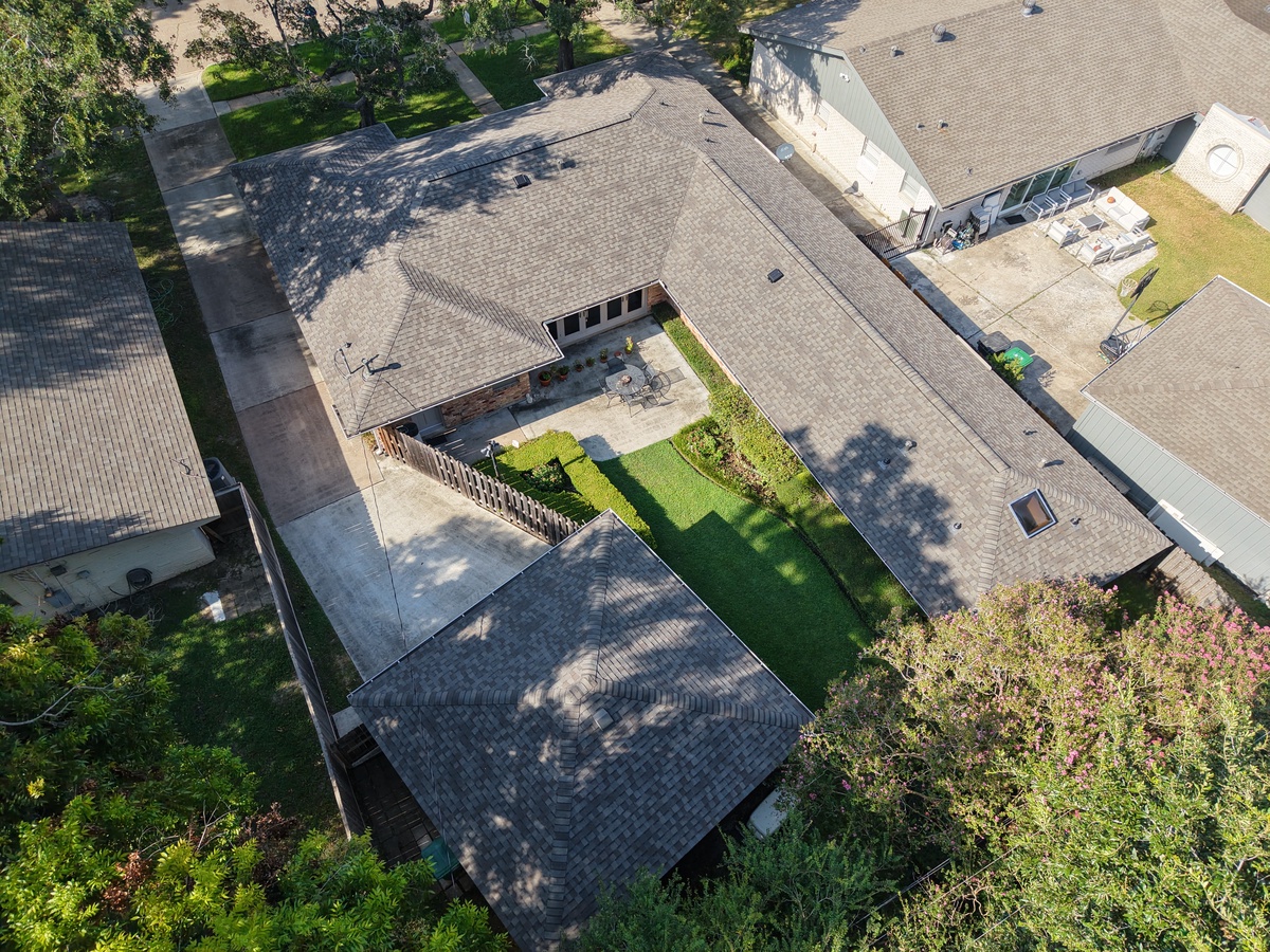 5935 Dumfries Drive , Houston, TX, US