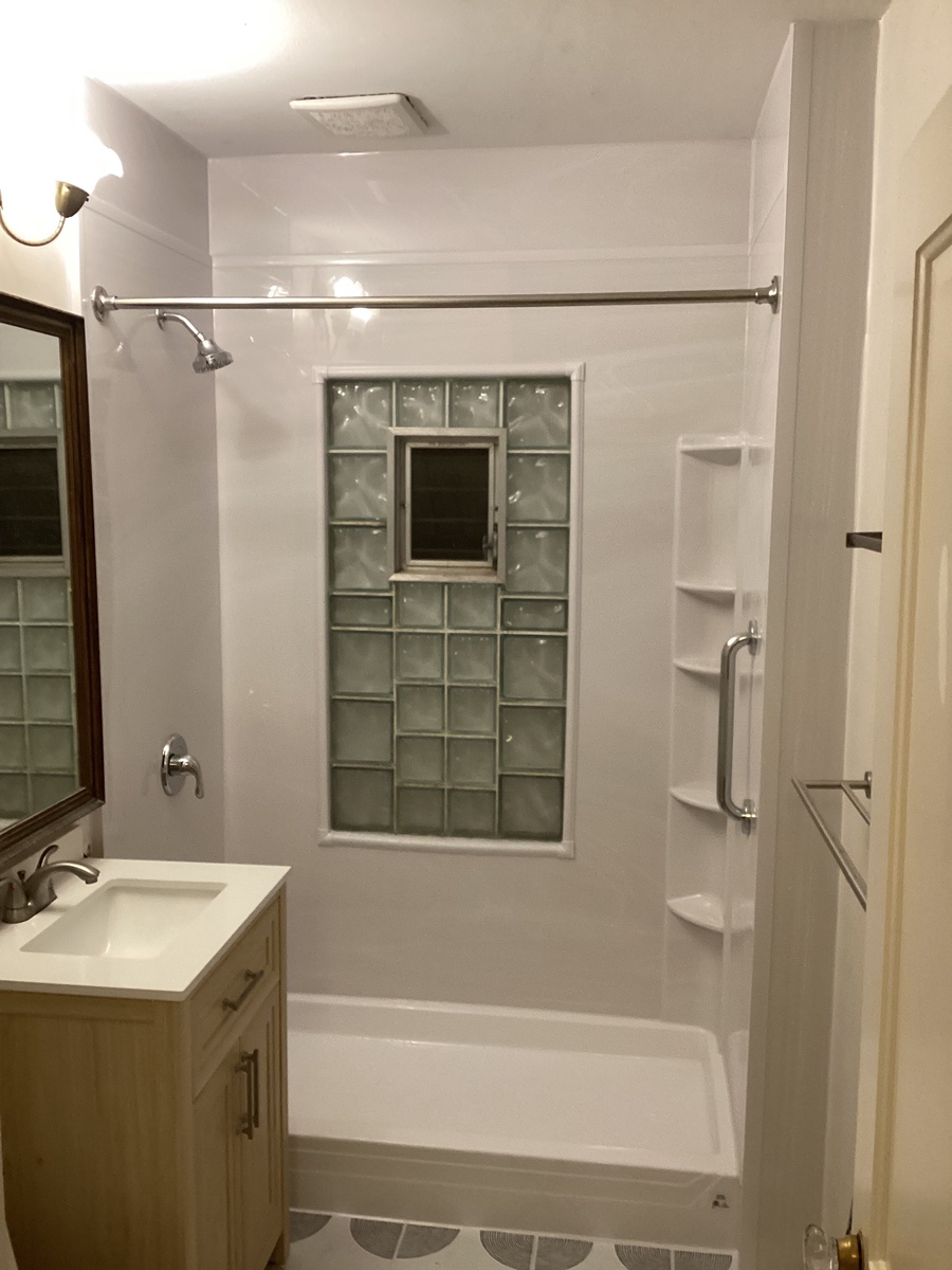 Shorewood, WI, 53211, US