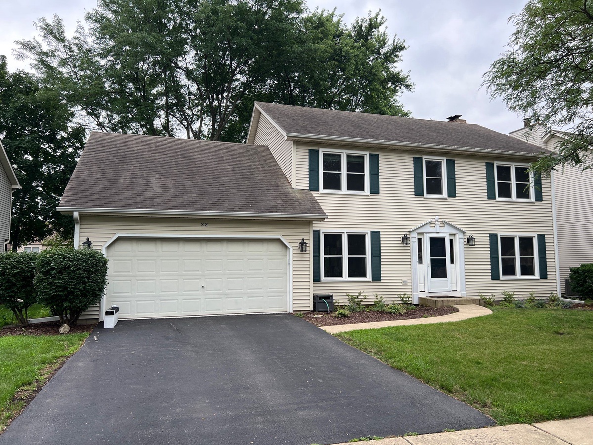 32 Richmond Lane , Aurora, IL, US