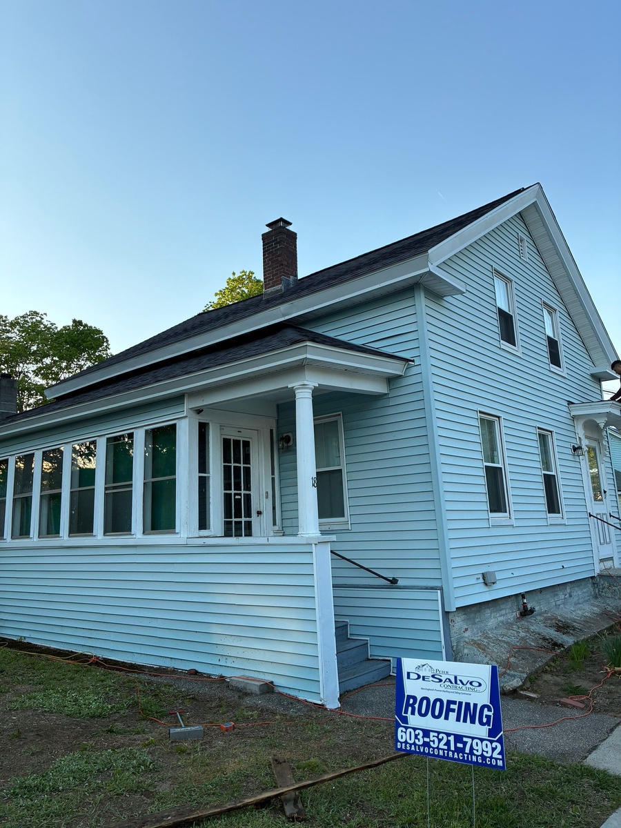 18 Mill Street , Rochester, NH, US