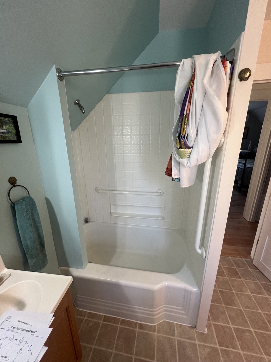 33 Bardwell Street , Northampton, MA, US