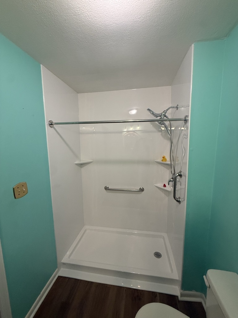 4628 Alabama 79 , Guntersville, AL, US
