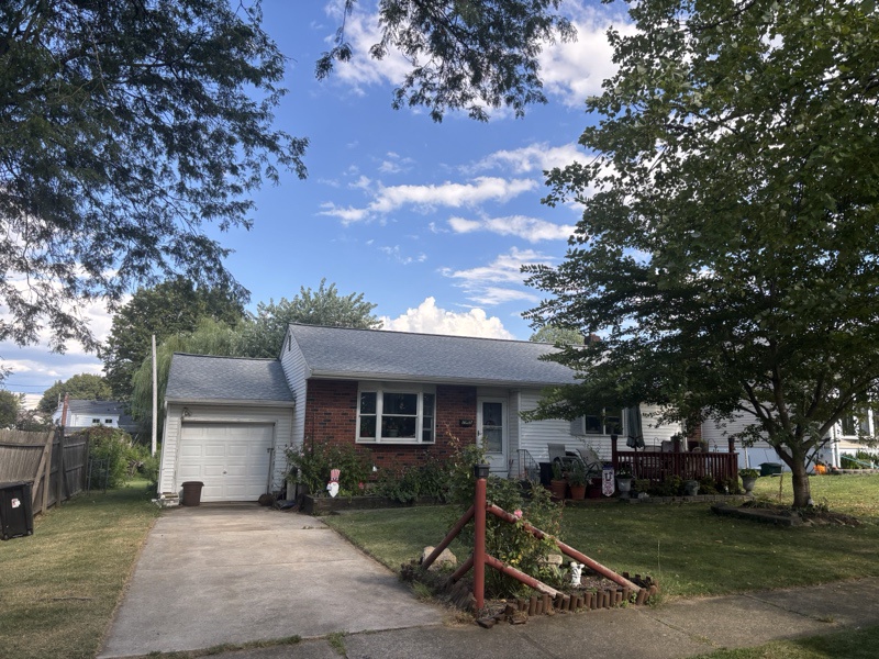 1968 Rockingham Drive , Bethlehem, PA, US