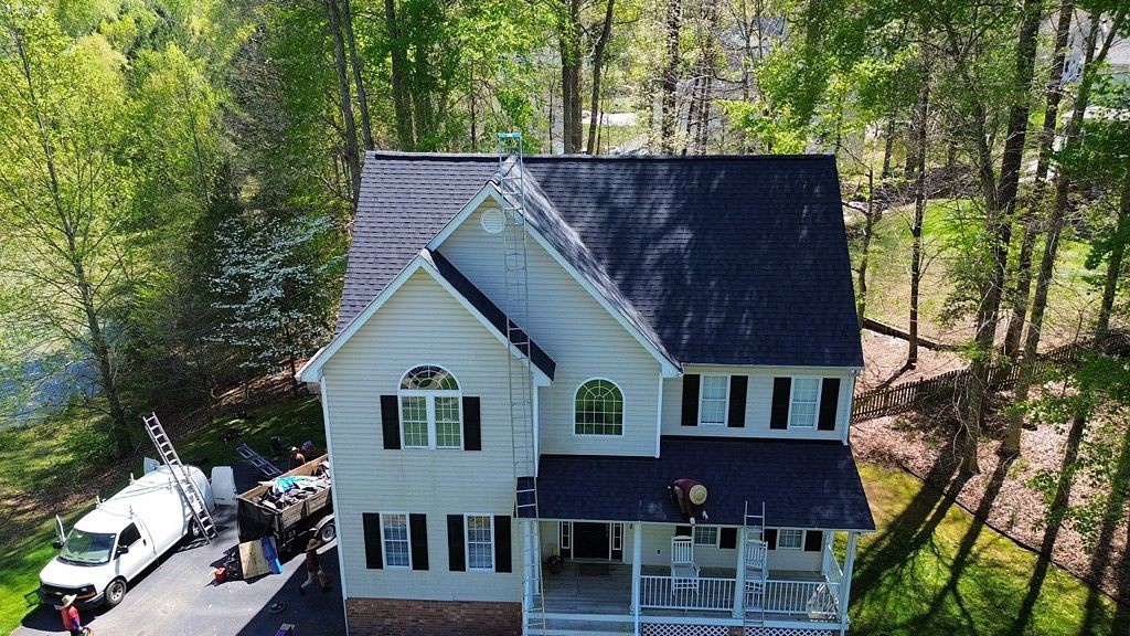 8319 Hillcreek Drive , Midlothian, VA, US