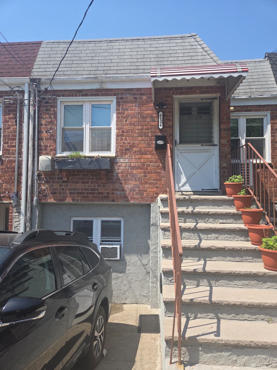 61-24 64th Street , Queens, NY, US