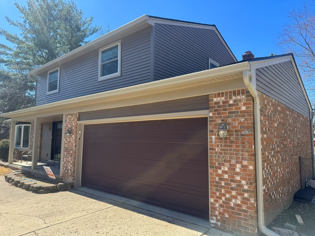 19211 Sunset Street , Livonia, MI, US