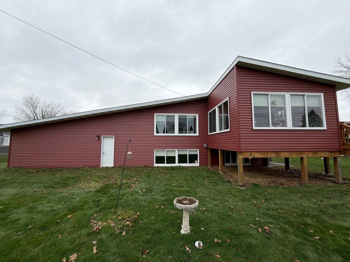 515 Maple Street , West Salem, WI, US