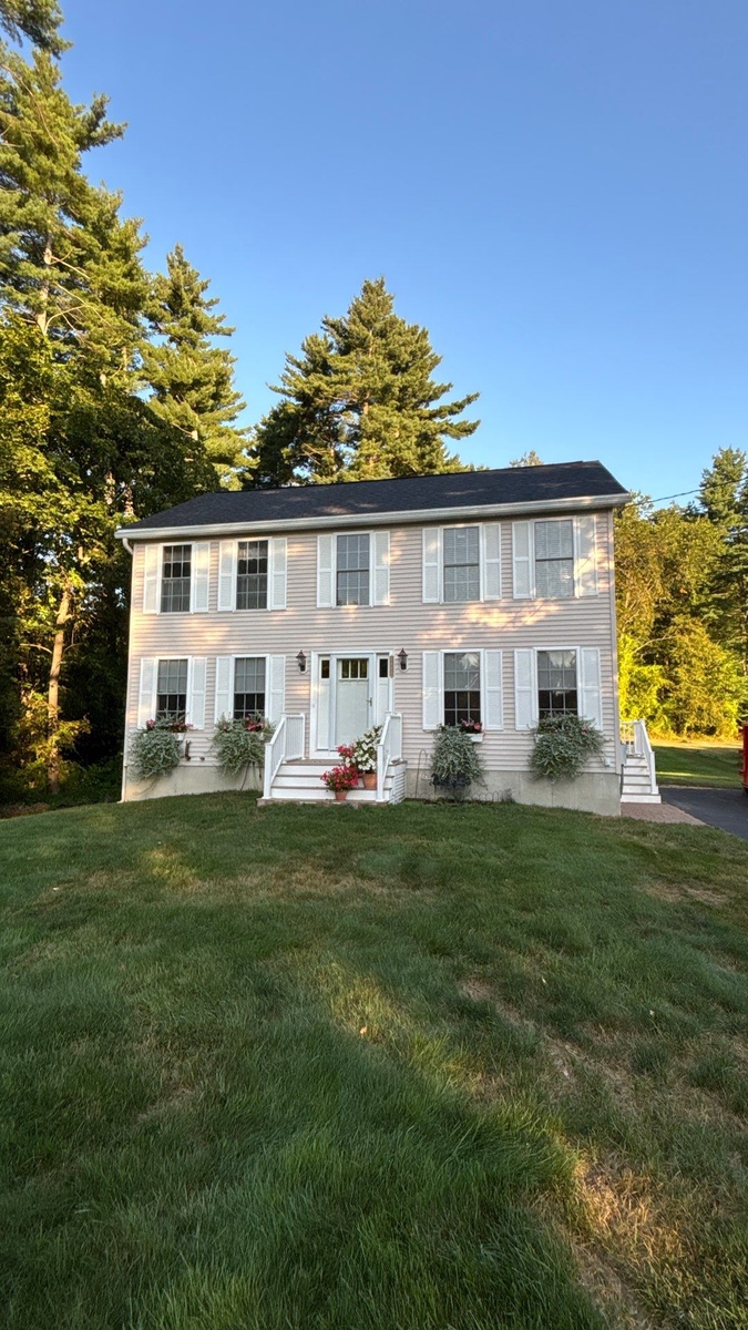1460 Lake Shore Road , Manchester, NH, US