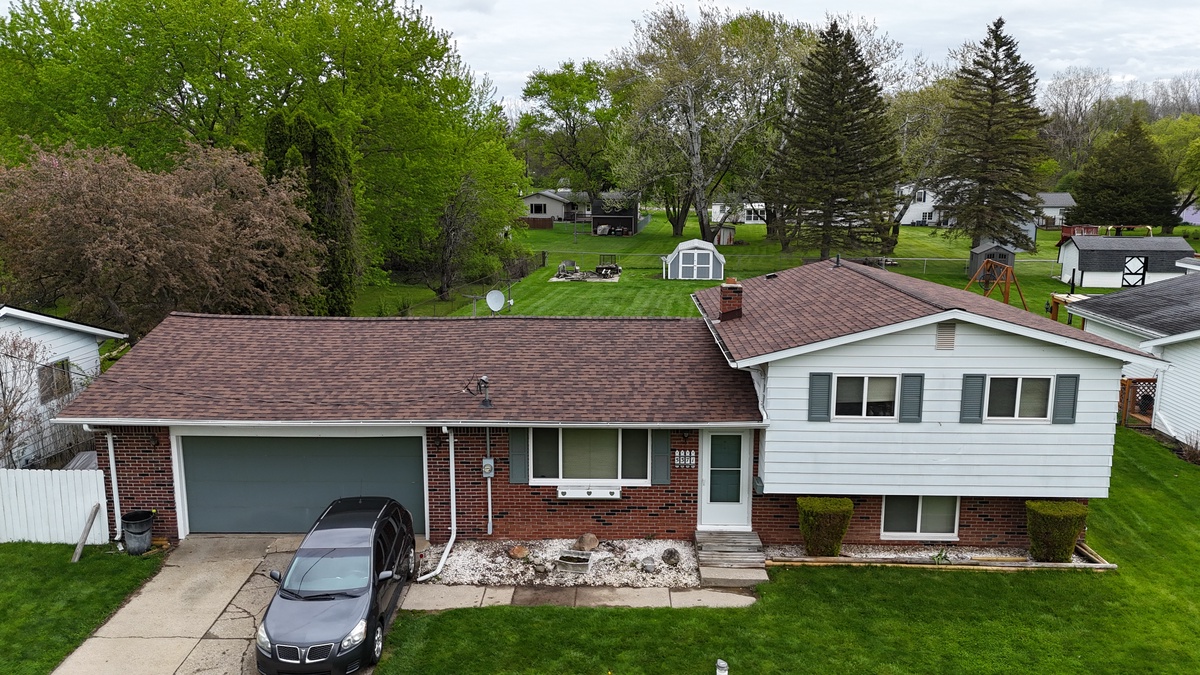 5371 Mancelona Drive , Grand Blanc, MI, US