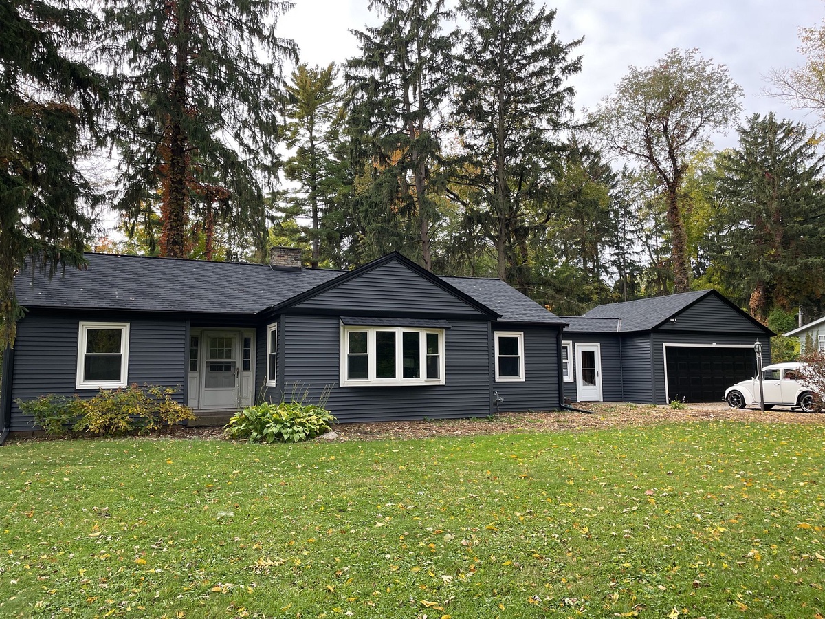 542 Anderson Drive , Delafield, WI, US