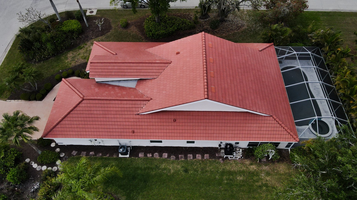 5815 Fairway Lakes Drive , Sarasota, FL, US