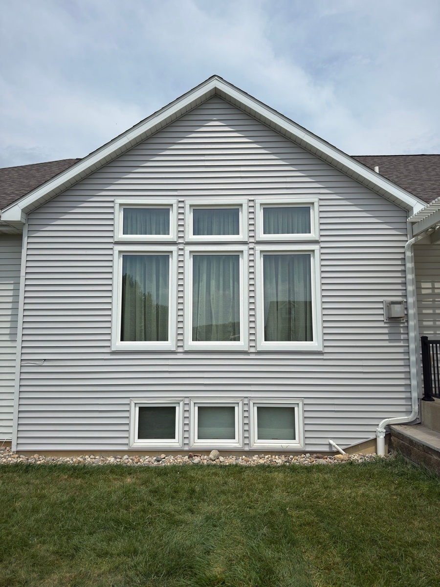 18136 Monroeville Road , Monroeville, IN, US
