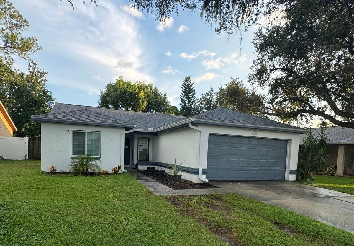 4723 South Dawnmeadow Court , Plant City, FL, US