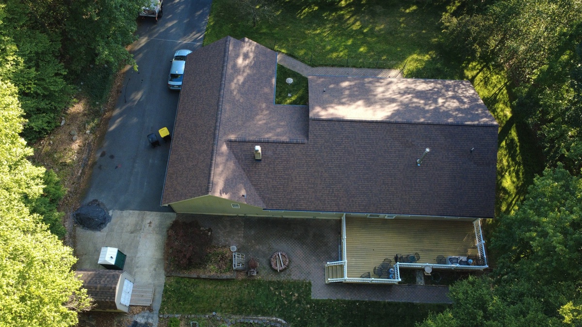 4011 Crest View Drive , Stroudsburg, PA, US