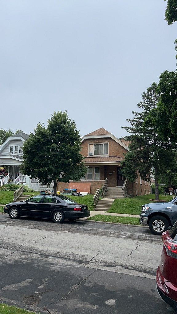 3135 South 10th Street , Milwaukee, WI, US